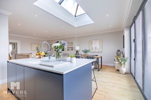 Photo 15- click for photo gallery